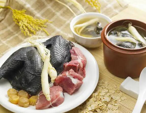 香蕉视频APP色版廠家提示三伏天，吃“偏堿”食材，補充微量元素更加全麵